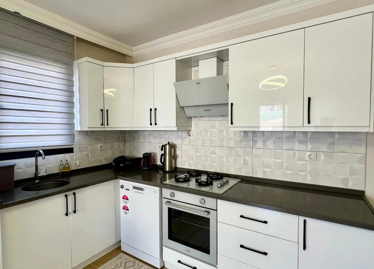 Comfy Apartment With Garden, Family Friendly In فتحية 0*,  تركيا
