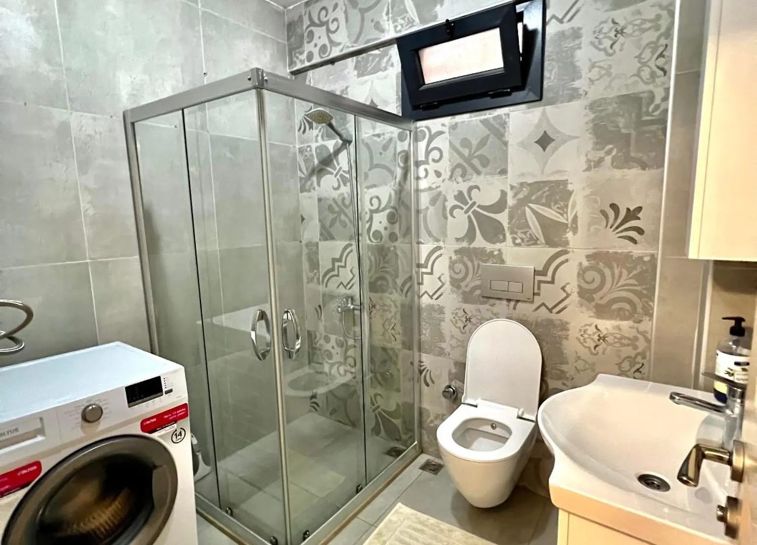Comfy Apartment With Garden, Family Friendly In فتحية 0*,  تركيا