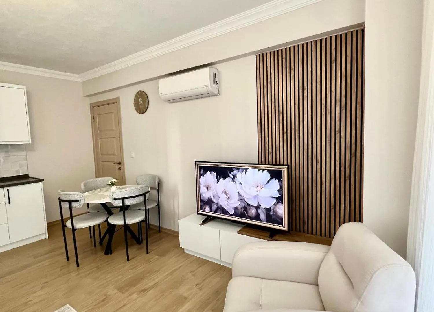 Comfy Apartment With Garden, Family Friendly In Fethiye